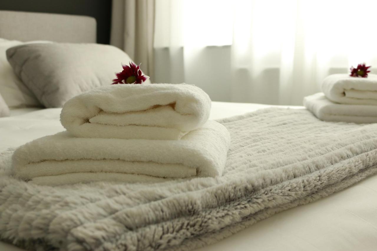 Am City Apartment 24H Self-Check-In, Free Parking, U-Bahn 350M, Netflix Nuremberg Extérieur photo