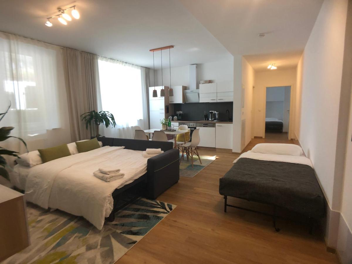 Am City Apartment 24H Self-Check-In, Free Parking, U-Bahn 350M, Netflix Nuremberg Extérieur photo